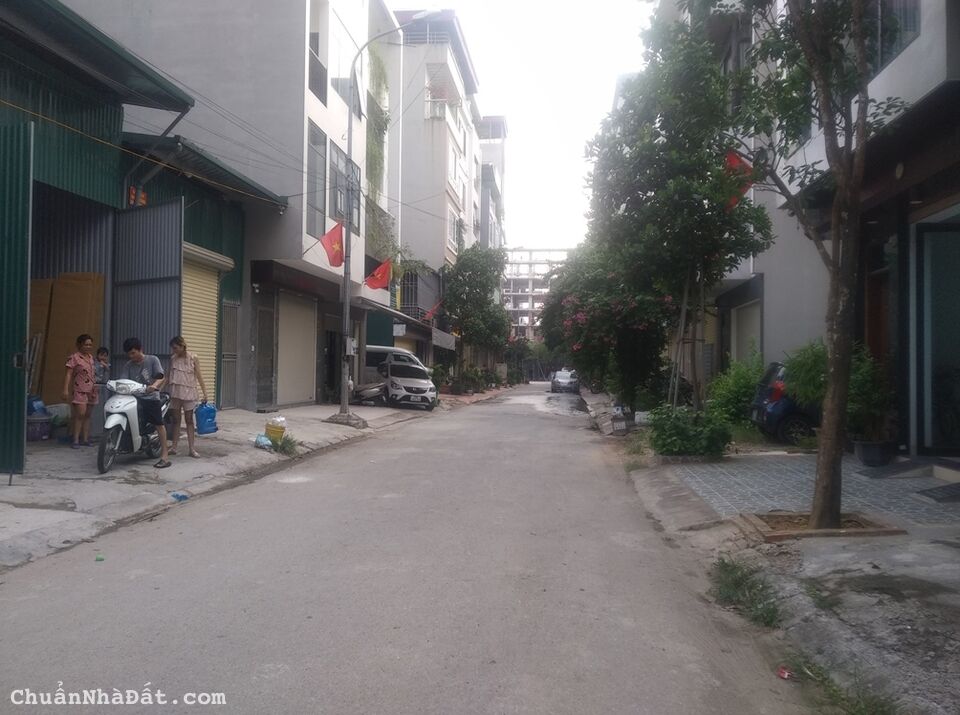 Cần tiền xem Black Pink bán gấp mảnh đất Dọc Bún gần chợ Dọc Bún, 2 thoáng 50m2 chỉ 6.99 tỷ.