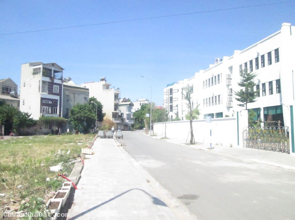 Tôi bán Gấp đất Đấu giá Vạn Phúc cạnh Galaxy Vạn Phúc, Him Lam Vạn Phúc 50m2 chỉ từ 4.89 tỷ.