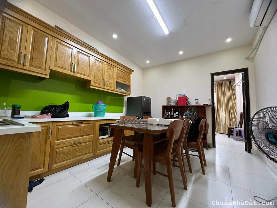 BÁN NHÀ LẠC LONG QUÂN, 40M, 5 TẦNG, 5 TỶ 4