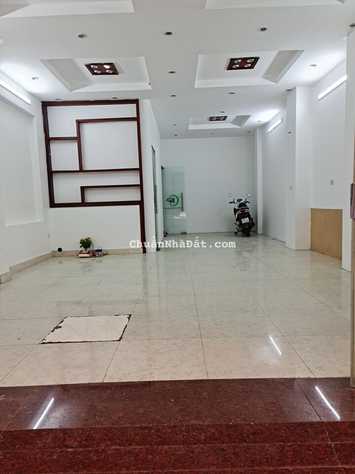 BÁN NHÀ TRUNG KÍNH PHÂN LÔ, NGÕ Ô TÔ, 56M, 6 TẦNG, MT5.5m