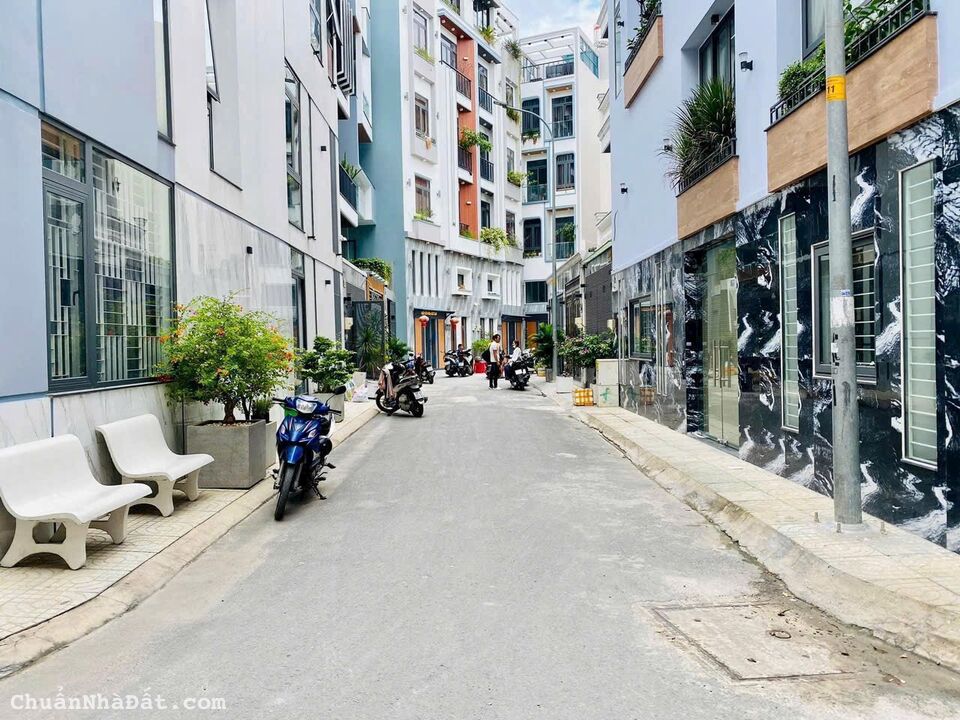 Bán Siêu Phẩm Nhà Phố liền kề Đường Nguyễn Tư Giản, Quận Gò Vấp, Hồ Chí Minh 