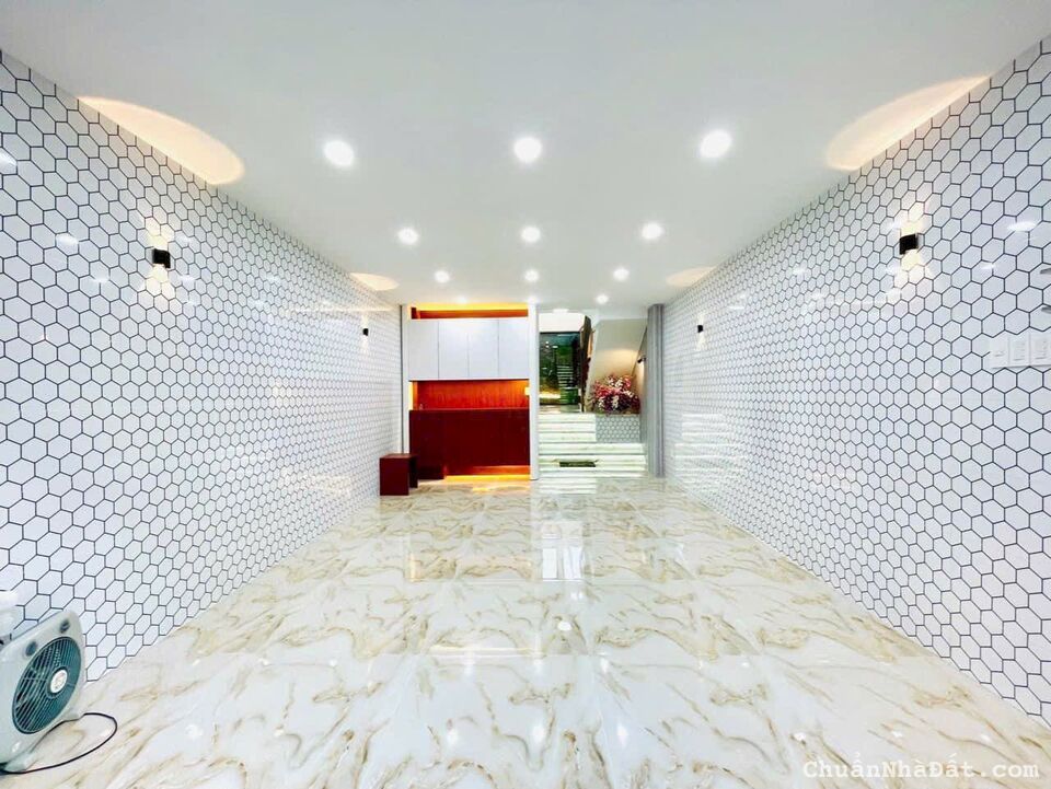 Bán Siêu Phẩm Nhà Phố Có Thang Máy Khu Đồng Bộ liền kề Đường Phan Huy ích, Quận Gò vấp, Hồ chí Minh