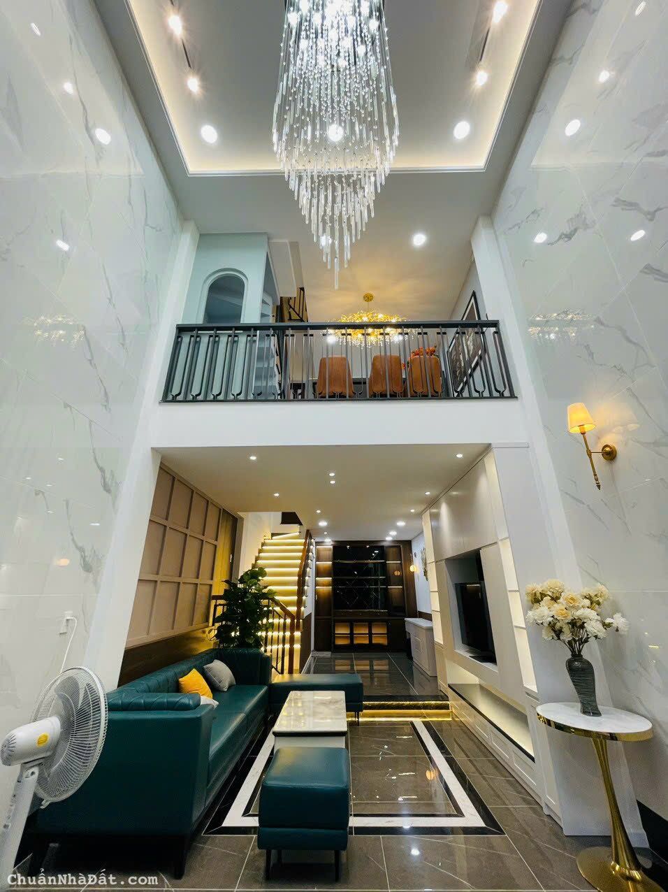 Bán Siêu Phẩm Nhà Phố Liền Kề Đường số 44, Phường 14, Quận Gò vấp, Hồ chí Minh 