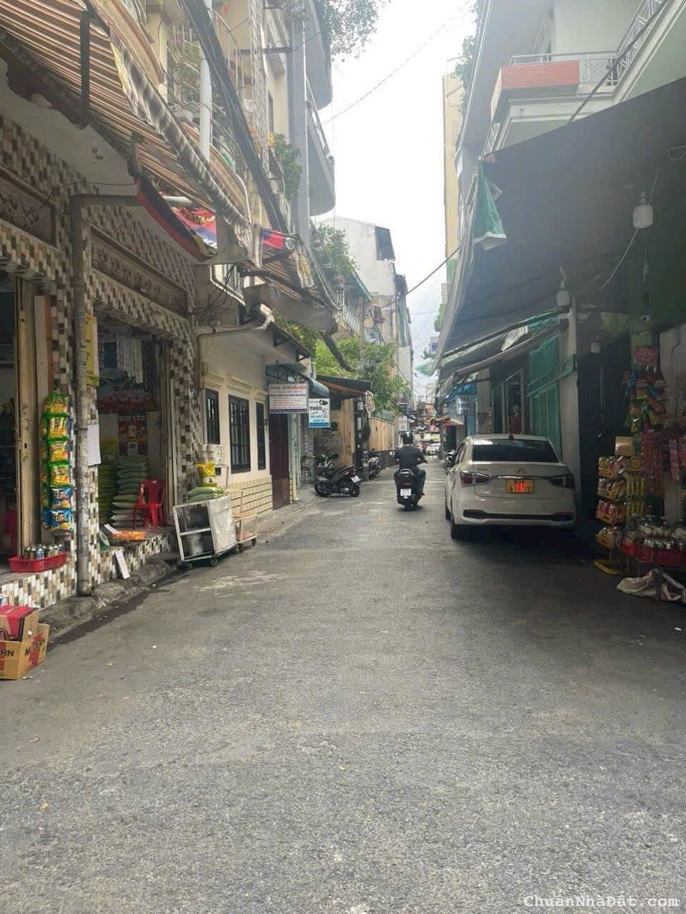 Bán Lô Đất Đường Hoàng hoa Thám, Phường 12, Quận Tân Bình, Hồ chí Minh 