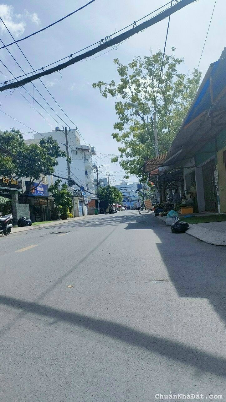 Bán lô đất đẹp Đường Dương Quảng Hàm, Phường 06, Quận Gò vấp 