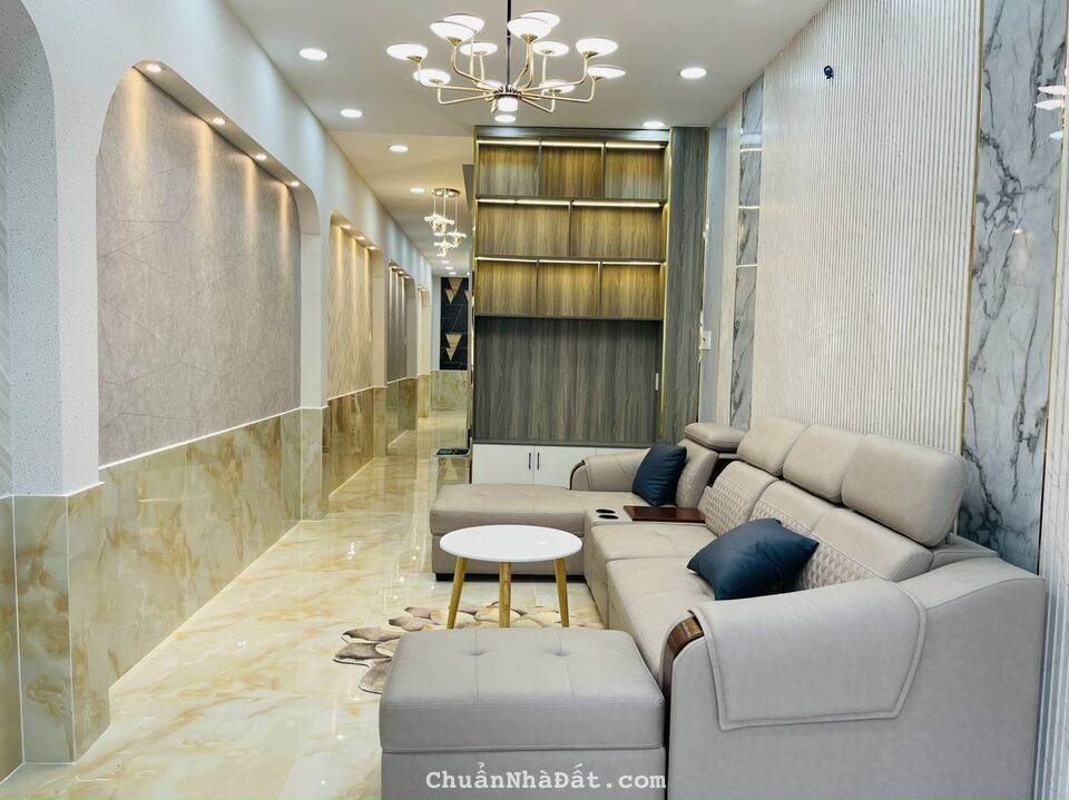 Bán nhà phố đẹp Đường Bùi Quang Là, Phường 12, Quận Gò vấp 