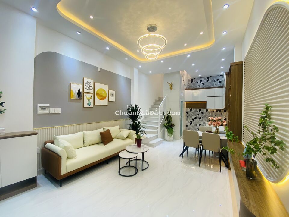 Bán nhà phố đẹp Đường Số 8, Phường 11, Quận Gò vấp 