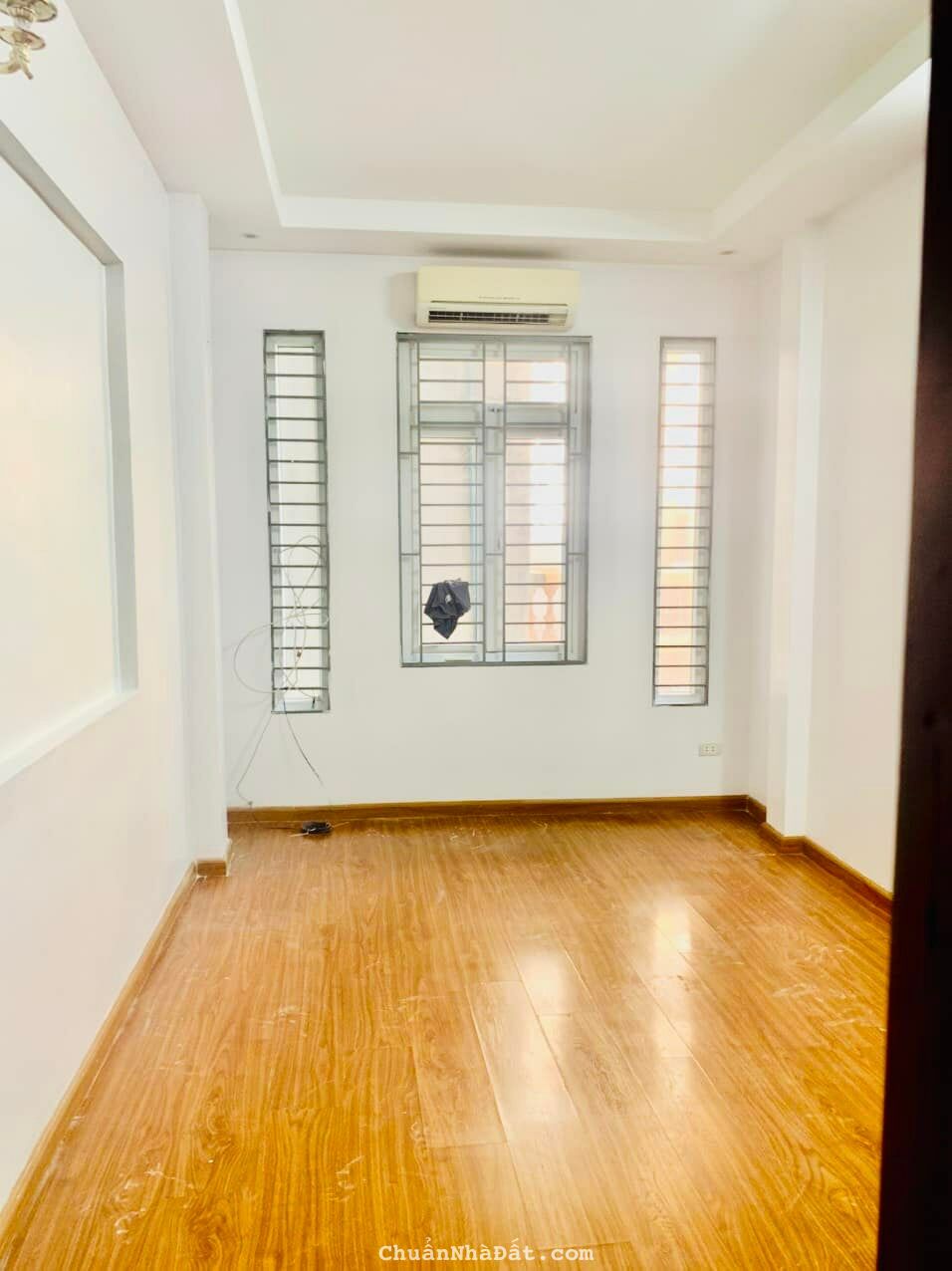 Bán nhà phố Giáp Nhị 35m2*5T, giá 3.5 tỷ, SỔ ĐẸP, THÔNG THOÁNG, TIỆN ÍCH