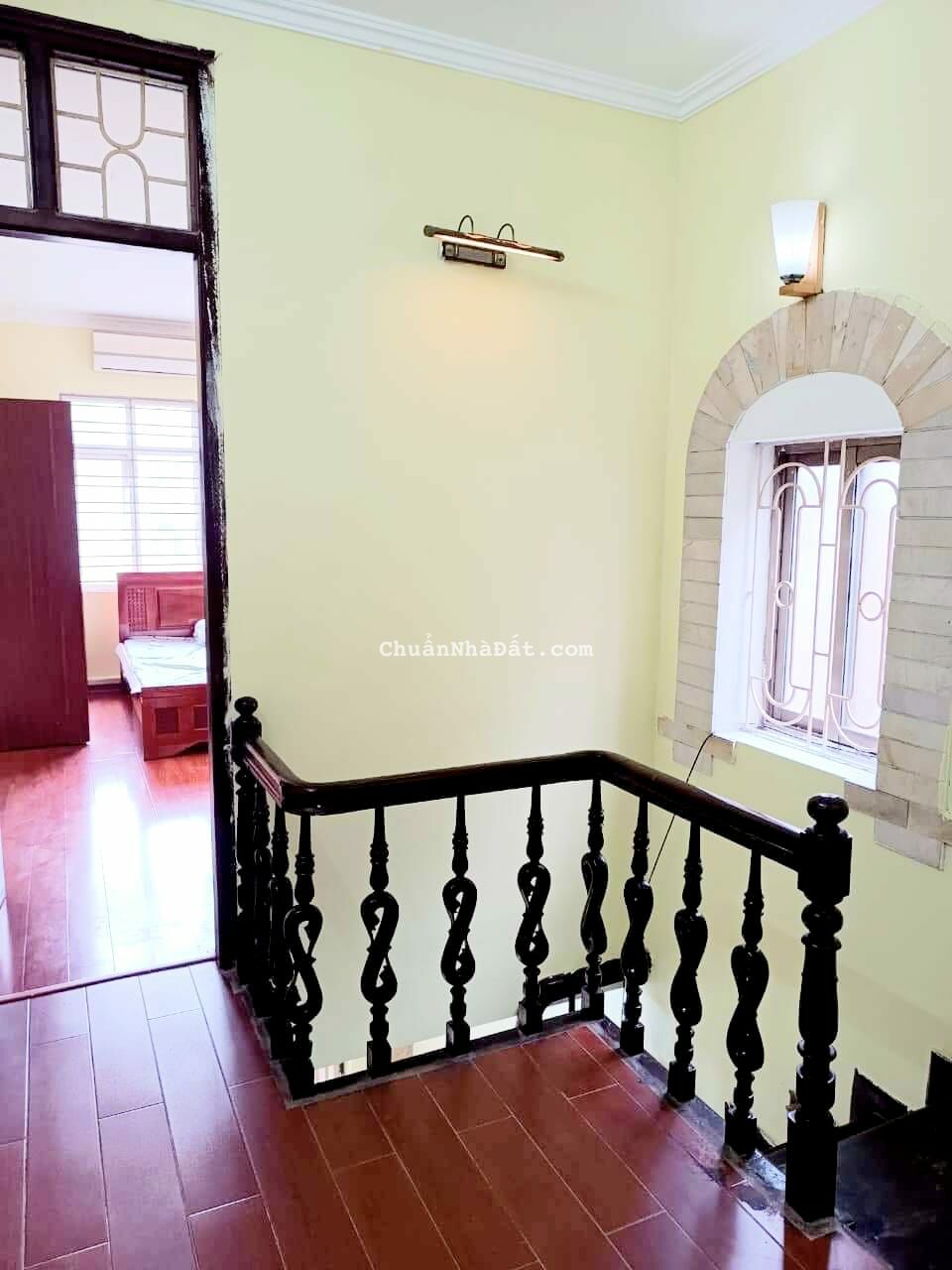 Bán nhà phố Minh Khai 30m2*4T, LÔ GÓC 2 THOÁNG, GẦN PHỐ, GẦN Ô TÔ, TIỆN ÍCH VÔ VÀN