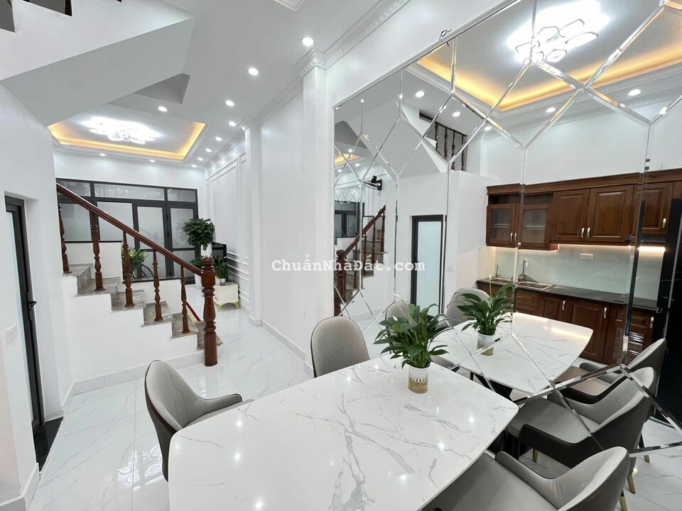 Bán nhà ngõ Trại Cá 40m2*4T 3.45 tỷ, NGÕ THÔNG THOÁNG, GẦN PHÔ 50M, TIỆN ÍCH BẠT NGÀN