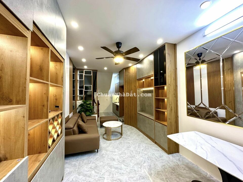 Bán nhà phố Vĩnh Hưng 35m2*4T, LÔ GÓC 2 THOÁNG, Ô TÔ MẶT PHỐ 50M, TIỆN ÍCH BẠT NGÀN