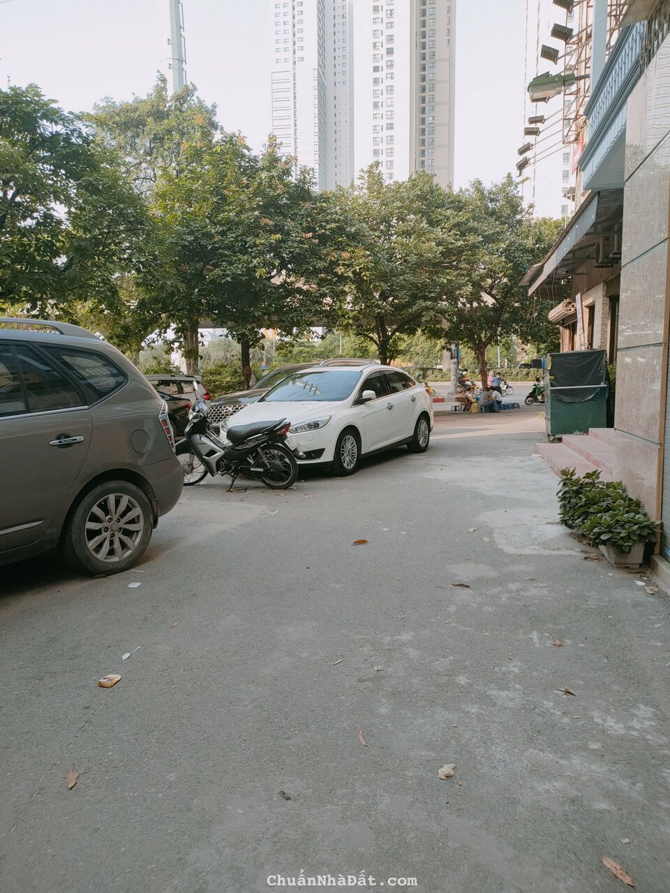 Bán toà VĂN PHÒNG thông sàn, thang máy 7.5 tầng, 293 Khuất Duy Tiến, oto tải tránh. 19.8 tỷ 