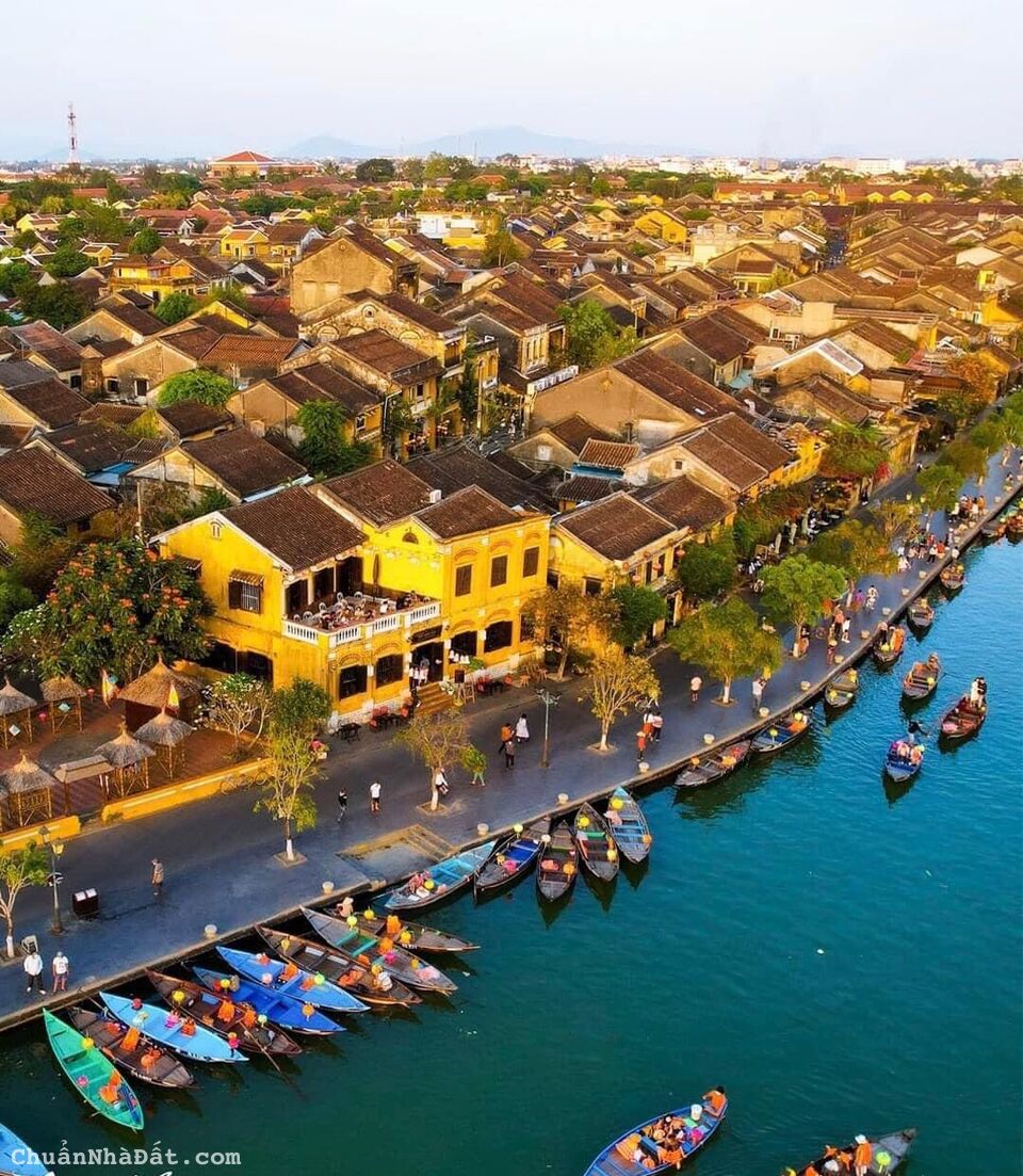 Bán shophouse full nội thất chuẩn 5 sao ngay trong lòng phố cổ Hội An giá tốt! Bán shophouse full nội thất chuẩn 5 sao ngay trong lòng phố cổ Hội An giá tốt!