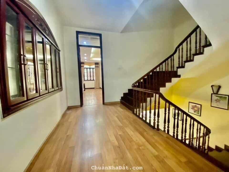 Có 1-0-2! Bán nhà Phân lô Hồ Ba Mẫu lô góc ô tô tránh 50m x 5T 13.5 tỷ Kd gara nhà đẹp công viên Le