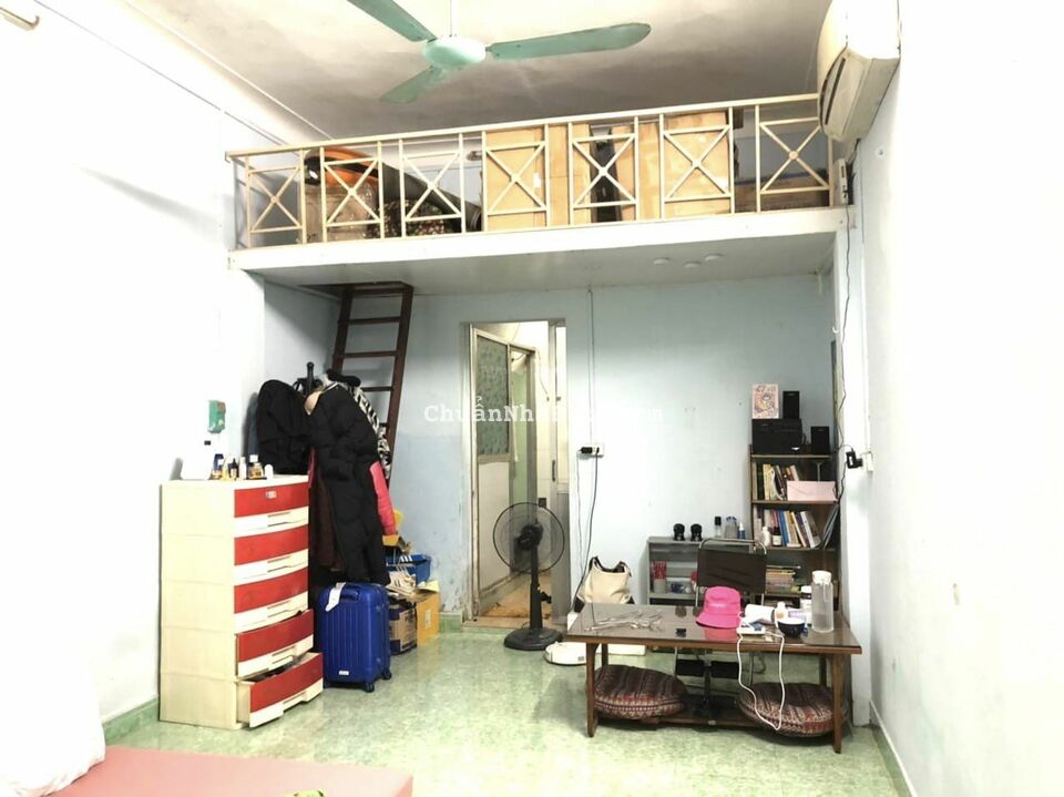 Bán tập thể Lò Đúc HBT 30m T2 nhỉnh 1 tỷ ở luôn khép kín có sân vui chơi vài phút lên Hồ Gươm