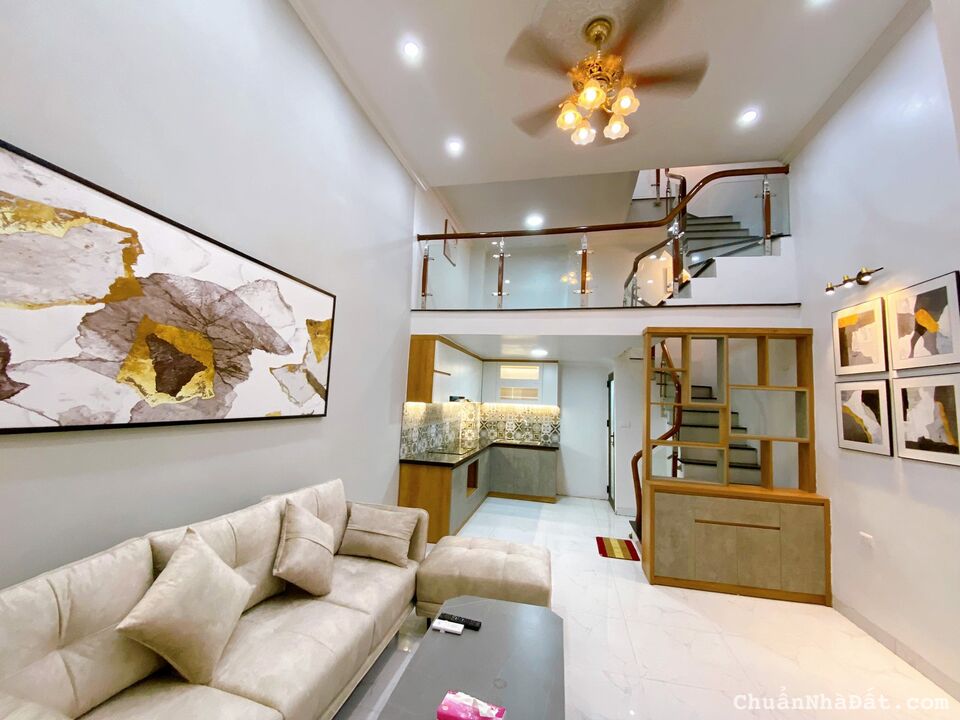 Bán nhà Tôn Đức Thắng Thịnh Hào Đống Đa 30mx4T 3.65 tỷ sát phố kinh doanh nhà đẹp