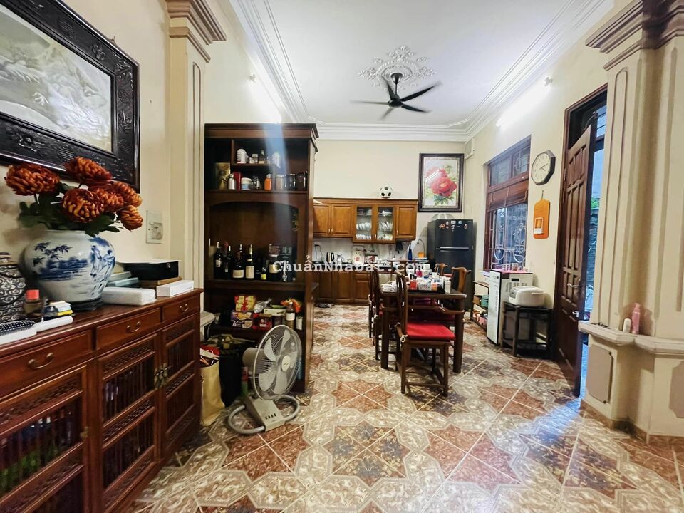 Bán căn BT mini ngõ 5 Hoàng Quốc Việt, Cầu Giấy 72mx4T 10 tỷ nhà đẹp sân vườn ở luôn để lại nội thấ