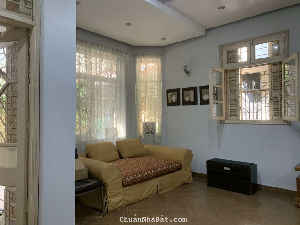 Bán biệt thự Vân Hồ, HBT 90m x5T chỉ 17 tỷ MT 10m vườn cây kiến trúc Pháp ở và kinh doanh