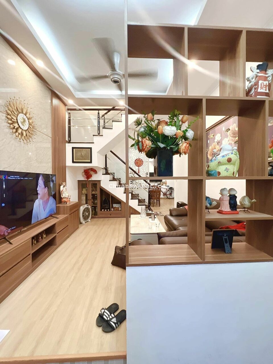 Hàng đẹp đón tết chỉ 6 tỷ có ngay căn nhà Phố Kim Mã dt 50m2, ngõ rộng thoáng.