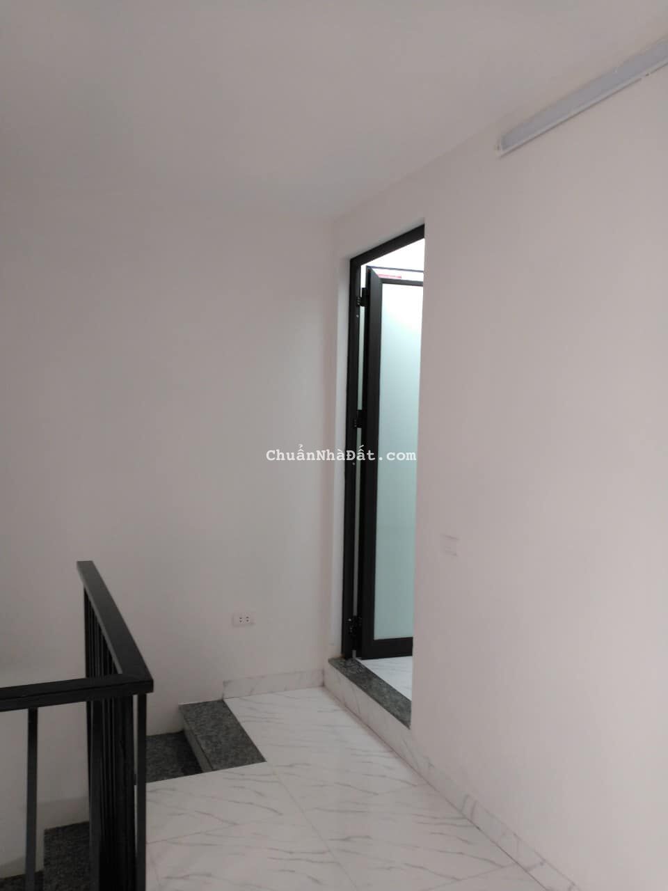 Chỉ nhỉnh 2 tỷ có ngay nhà hộ khẩu chính chủ ở Văn Hương, dt 30m2, nhà đẹp