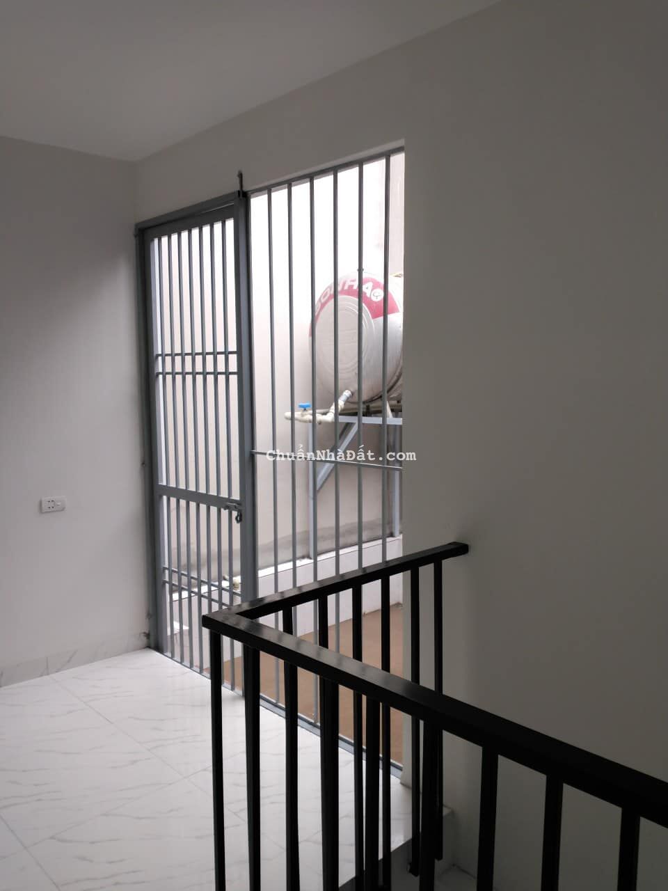 Chỉ nhỉnh 2 tỷ có ngay nhà hộ khẩu chính chủ ở Văn Hương, dt 30m2, nhà đẹp