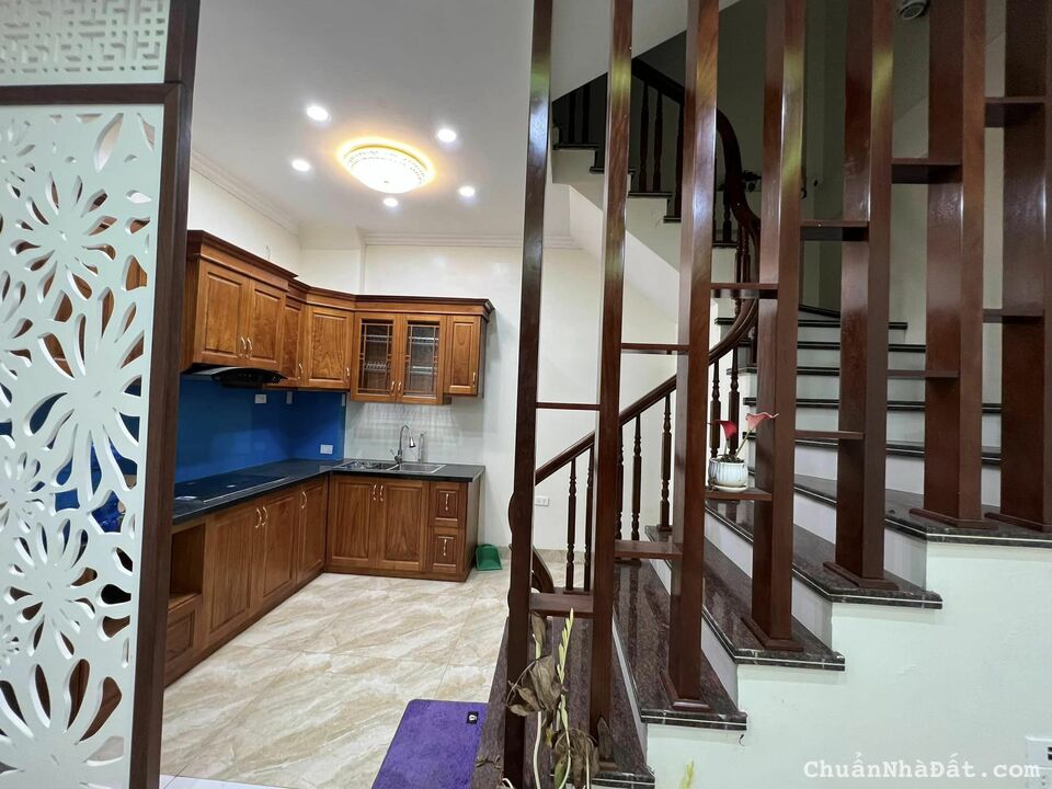 CỰC HIẾM chỉ nhỉnh 5 tỷ có ngay căn nhà Phú Diễn, dt 45m2x5t, oto vào nhà CỰC HIẾM chỉ nhỉnh 5 tỷ có ngay căn nhà Phú Diễn, dt 45m2x5t, oto vào nhà