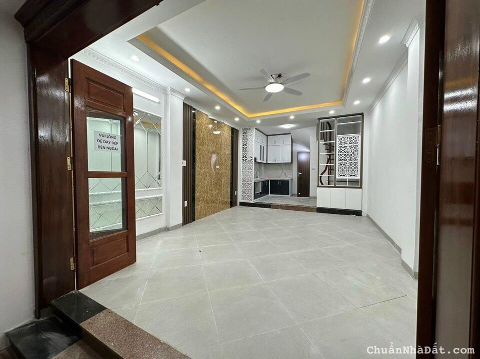 Bán nhà đẹp ở luôn 5 tầng 38m2 ngõ 188 Khương Đình, Thanh Xuân giá 5,3 tỷ. LH 0912442669 Bán nhà đẹp ở luôn 5 tầng 38m2 ngõ 188 Khương Đình, Thanh Xuân giá 5,3 tỷ. LH 0912442669