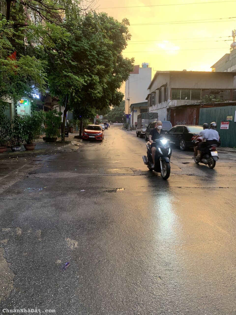 CHÍNH CHỦ BÁN NHÀ 3 TẦNG, 45M2, MT 3M, MẶT PHỐ TÂY KẾT ĐƯỜNG RỘNG 3 XE TẢI TRÁNH, VỈA HÈ TO, SĐCC