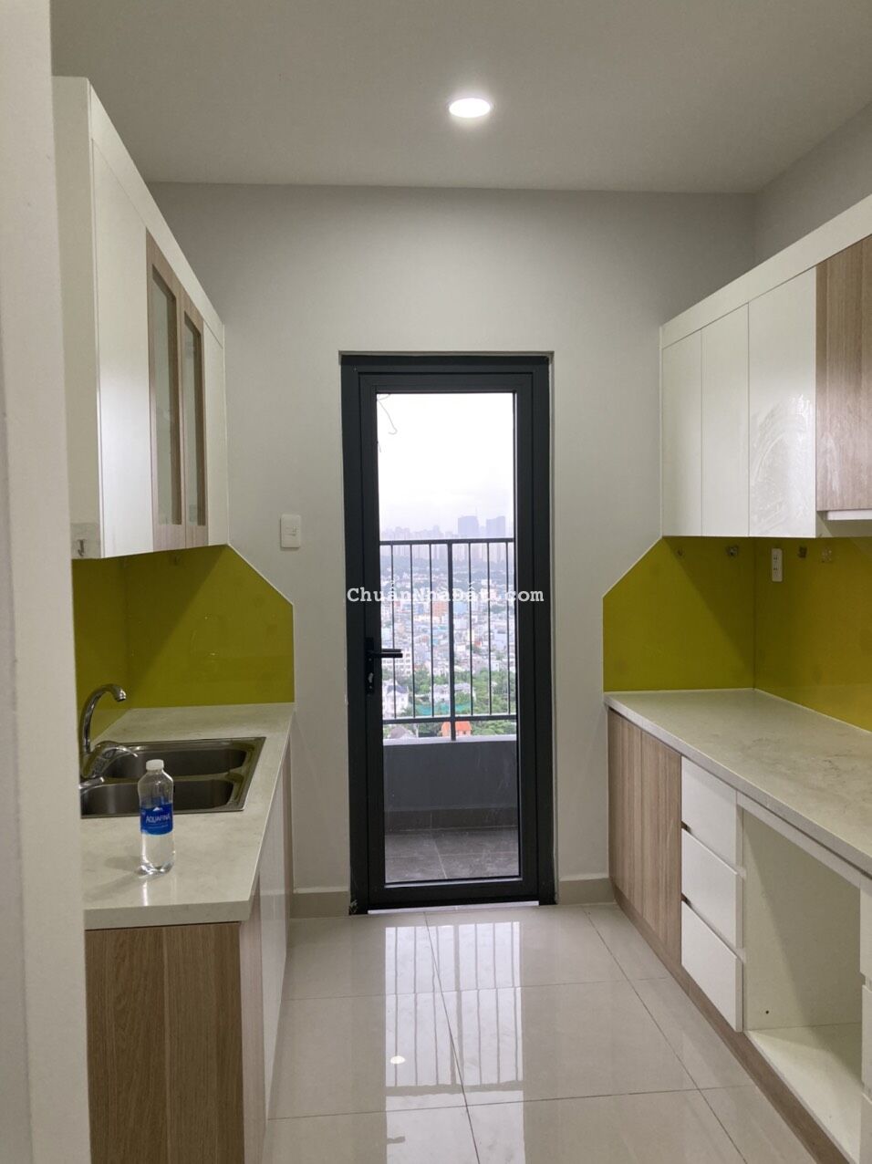 Cho thuê căn hộ 3 phòng ngủ La Astoria nội thất cơ bản chỉ 12 triệu/tháng. Lh: 0931119310 Mr.Khánh