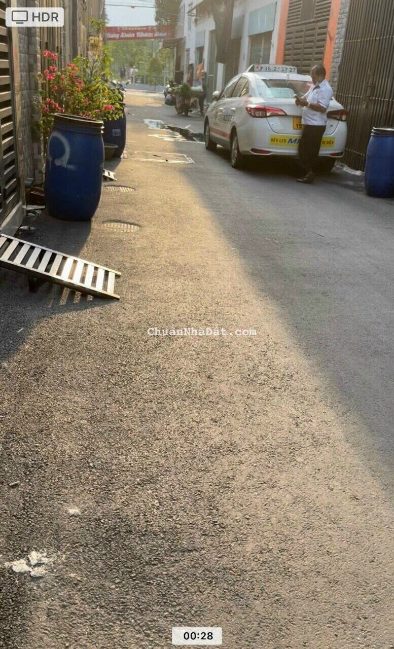 Nhà cấp 4 hai mặt tiền đường Phan Kim Bôi  4x13.5m , gía 2,3 tỷ 