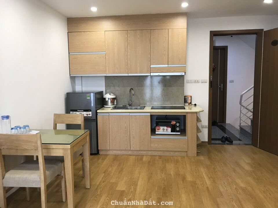 Cho thuê căn hộ Trúc Bạch, DT 50m2, nội thất đầy đủ tiện nghi. Giá 10tr/th