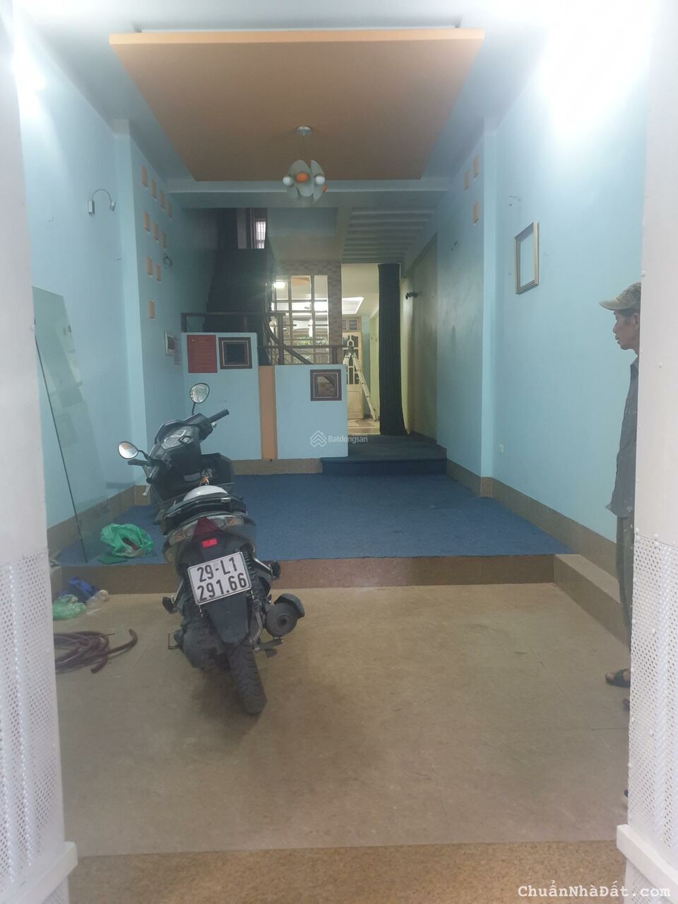 Cho thuê nhà nguyên căn Phố Đào Tấn, DT 65m2 x 5T, Đường rộng ô tô đỗ cửa. Giá 35tr/tháng