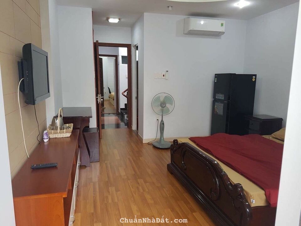 Bán Nhà MT, 4 Tầng, Nguyễn Trọng Tuyển,P.15,Q.PN, dt101m2, Chỉ 20 Tỷ