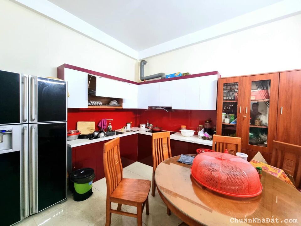 Giảm 2 tỷ, Cần bán gấp nhà phố Trần Cung, 58m2, 4T, 2 thoáng, đẹp lung linh ở ngay đón Tết, 5 tỷ 