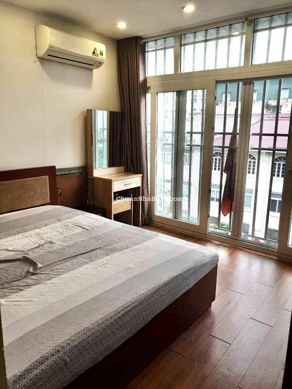 Bán Tập Thể Tầng 4 Phố Thái Thịnh DTSD 100m2 - 2 P Ngủ, Khách, Bếp, WC đầy đủ công năng 2,25 Tỷ Bán Tập Thể Tầng 4 Phố Thái Thịnh DTSD 100m2 - 2 P Ngủ, Khách, Bếp, WC đầy đủ công năng 2,25 Tỷ