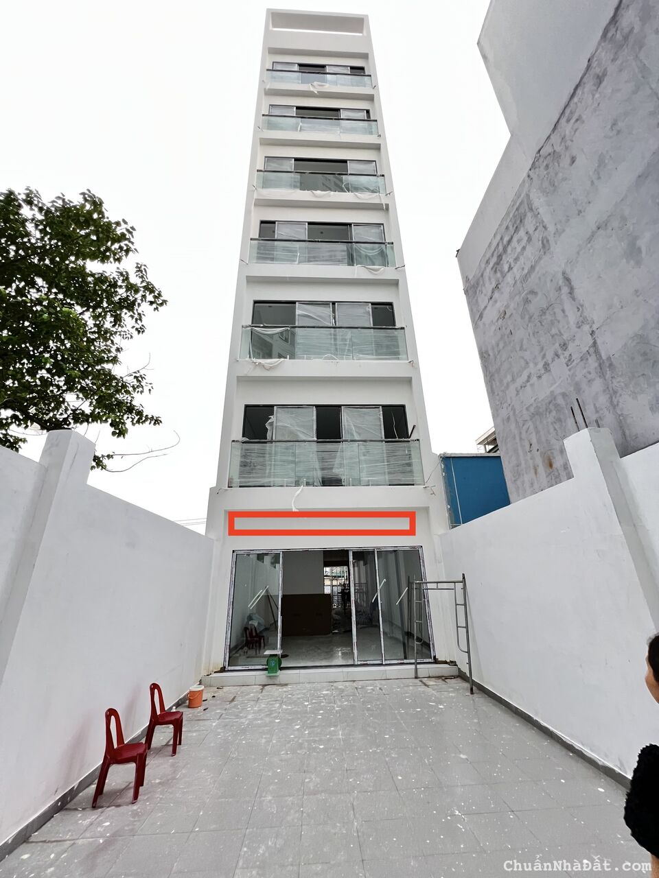 MT Nguyễn Xí 5.5x40m, Hầm Trệt, lửng 6lầu, thang máy, PCCC. KD tự do. 