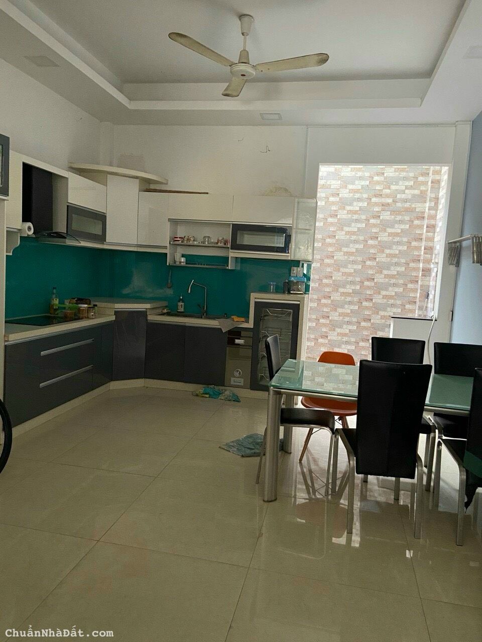 HXH Bùi Đình Tuý 4.5x20m, 1trệt, 3lầu. 6pn, 4wc. Hợp VP, Ở GĐ HXH Bùi Đình Tuý 4.5x20m, 1trệt, 3lầu. 6pn, 4wc. Hợp VP, Ở GĐ