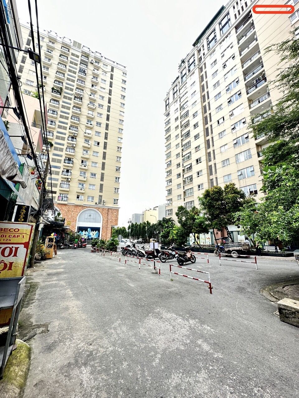 CHDV mới xây Phan Huy Ích, 8X20, Hầm trệt, 4 lầu, 18pn. 