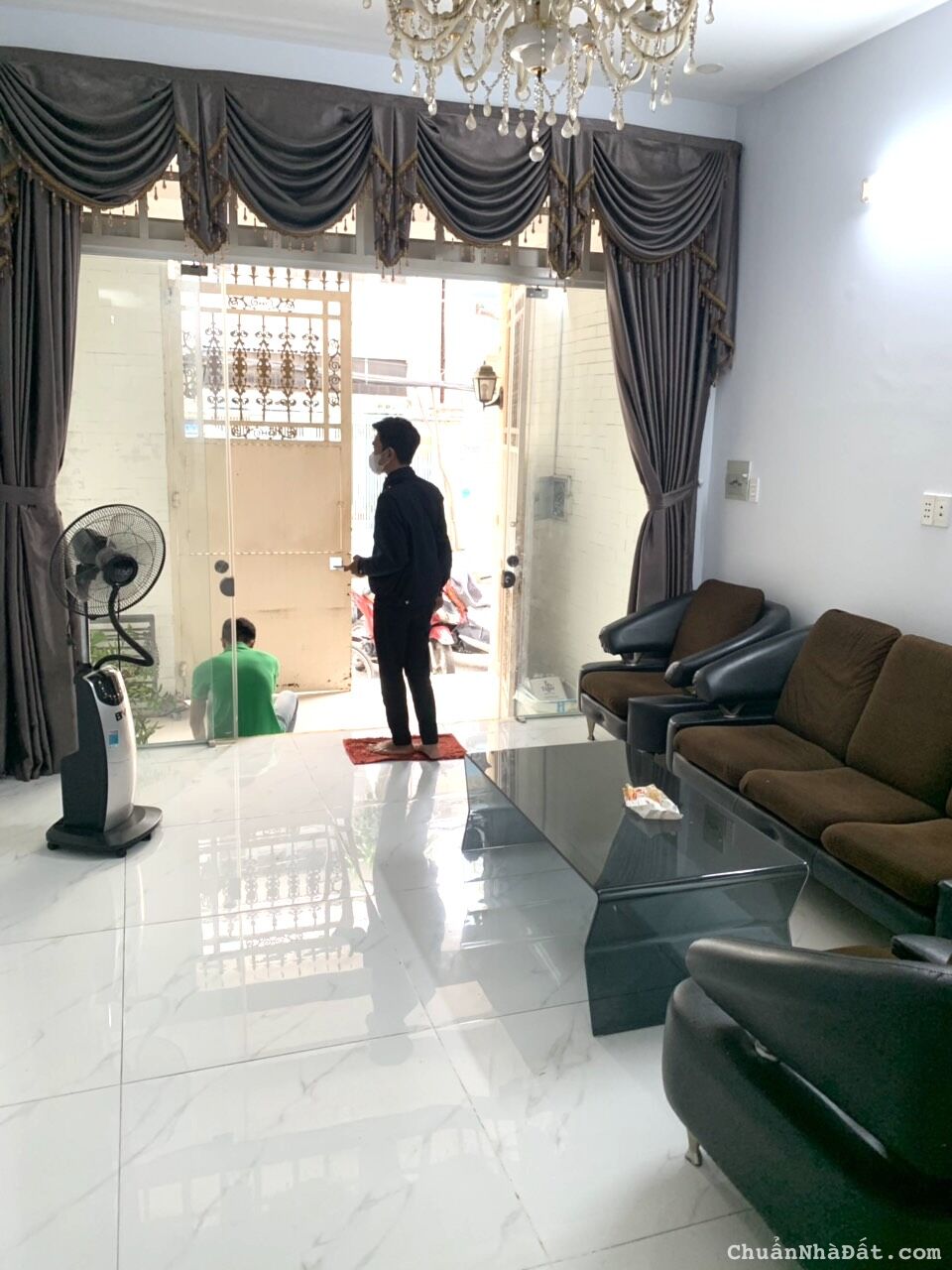 HXH Điện Biên Phủ 4x15m, 1trệt, 3lầu. 5pn, 5wc. Hợp VPCT, KD online. 