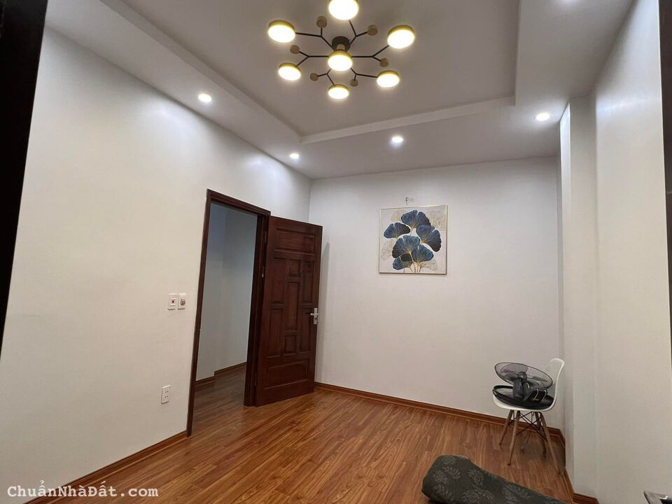 Bán nhà ngõ Tôn Đức Thắng trung tâm quận Đống Đa giá 5.5 tỷ