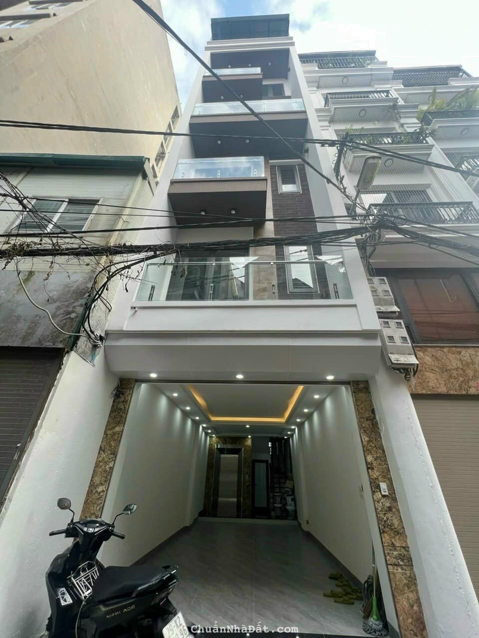 Hiếm Có, Bán Nhà Ngõ 90 Phố Hồng Tiến, Bồ Đề, 50m2, 6 Tầng, Gara, Thang Máy, Full Đồ