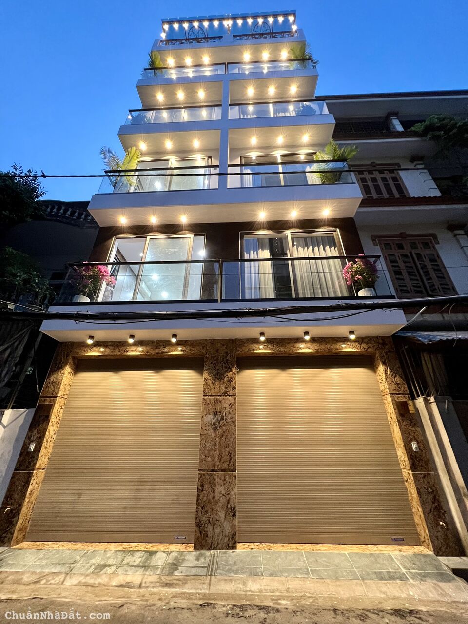 Bán Nhà Ngõ 24 Ngọc Lâm, Long Biên, 38m2 x 6 Tầng, Thang Máy, Ô Tô, Full đồ, Nhỉnh 6 Tỷ Bán Nhà Ngõ 24 Ngọc Lâm, Long Biên, 38m2 x 6 Tầng, Thang Máy, Ô Tô, Full đồ, Nhỉnh 6 Tỷ