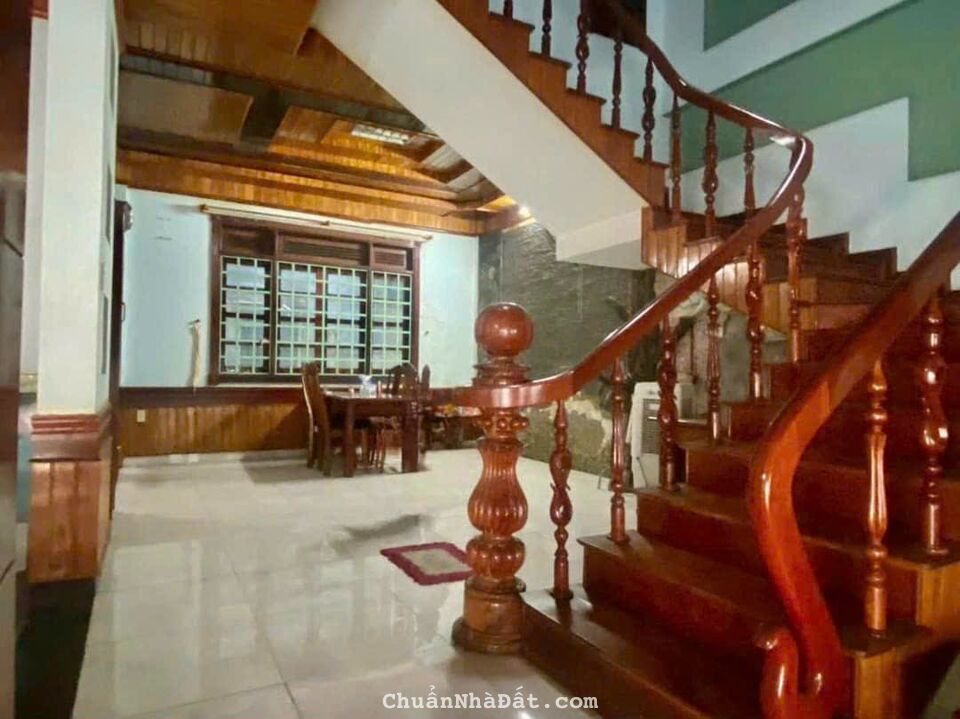 Cho thuê nhà 3 tầng MT BẾ VĂN ĐÀN, Q. Thanh Khê 100m2, 15 tr/th (Sát Điện Biên Phủ) Cho thuê nhà 3 tầng MT BẾ VĂN ĐÀN, Q. Thanh Khê 100m2, 15 tr/th (Sát Điện Biên Phủ)