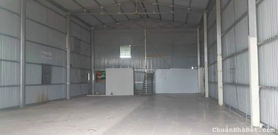 Cho thuê kho gần đường DIÊN HỒNG, Hòa Xuân, Cẩm Lệ, 200m2, 12 tr/th (Võ Chí Công)