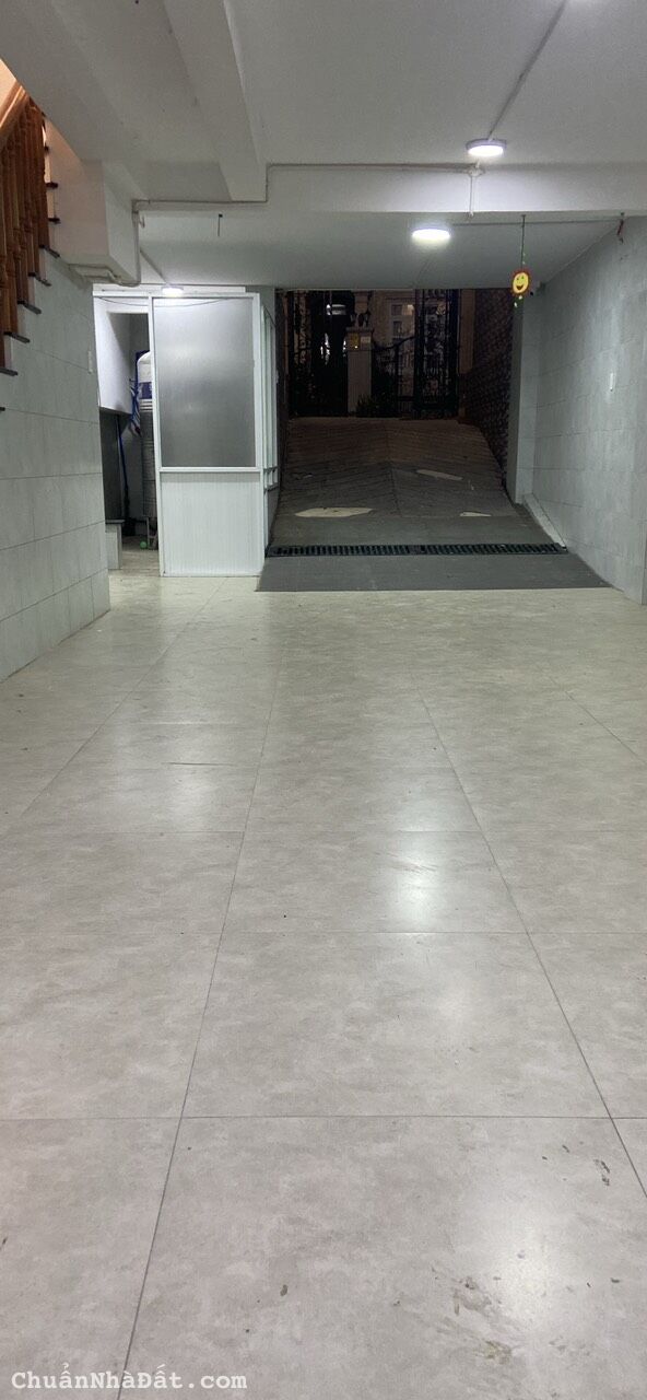 CHO THUÊ BIỆT THỰ COMPOUND LITTLE VILLAGE ,HẦM TRET 3LAU 4PN,GIÁ 30TR