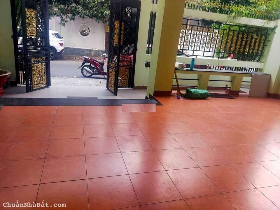 Cho thuê biệt thự đường 17 HBC, Thủ Đức.