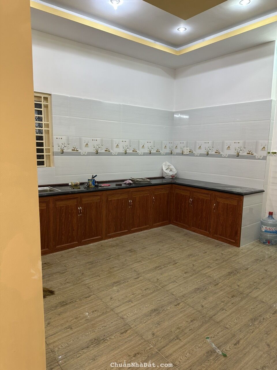 CHO THUÊ BIỆT THỰ NGUYỄN KIỆM ĐỐI DIỆN COOPMART 5PN,GIÁ CHỈ 21TR