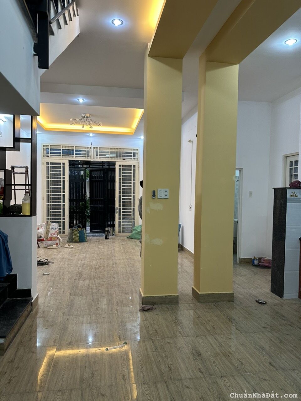 CHO THUÊ BIỆT THỰ NGUYỄN KIỆM ĐỐI DIỆN COOPMART 5PN,GIÁ CHỈ 21TR