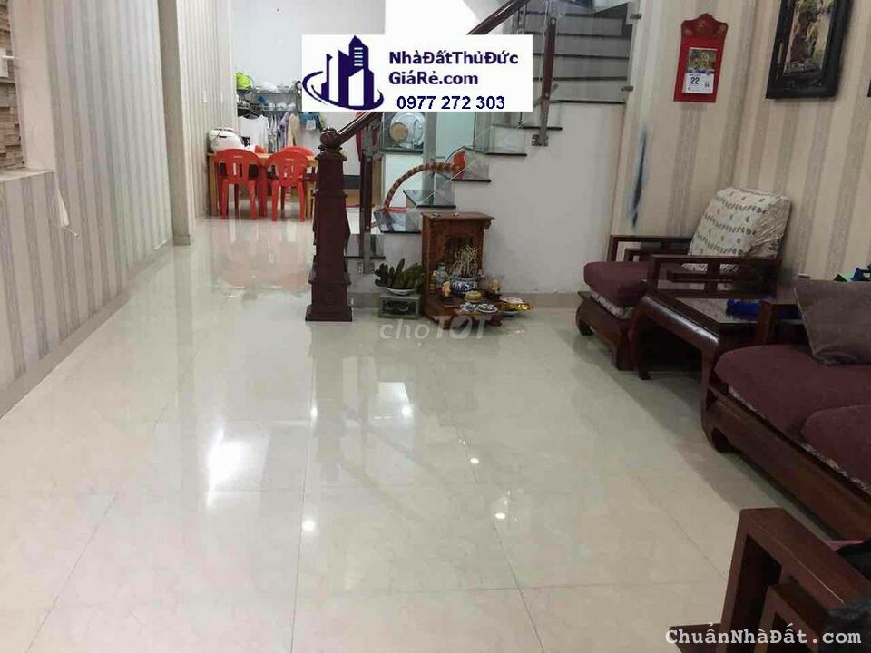 Cho thuê nhà quận Thủ Đức . HXT đường số 8 , P.Linh Đông.