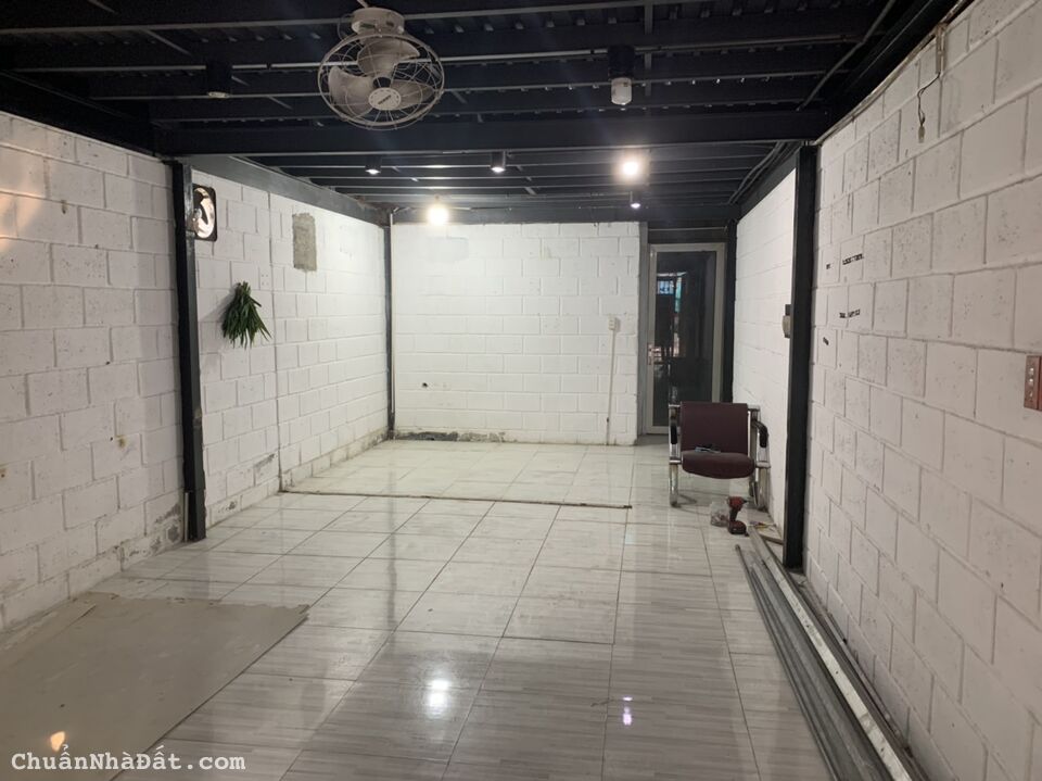 CHO THUÊ NHÀ HẺM XE TẢI ĐƯỜNG 48 GIÁ 6.8TR TRỐNG SUỐT